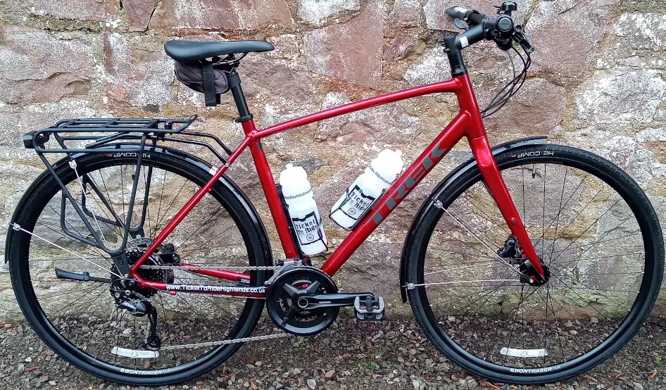 flat bar touring hybrid trekking bike for hire in Inverness