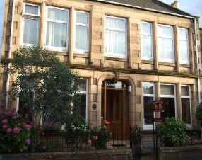 Rossmount Guest House